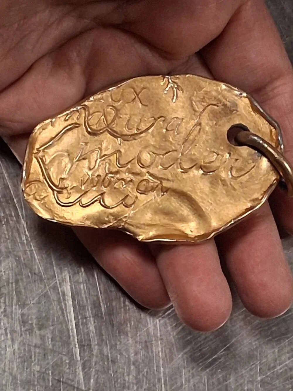 Rare Vintage Donna Karan Company Dk Co Large Chunky Gold Tone Pendant